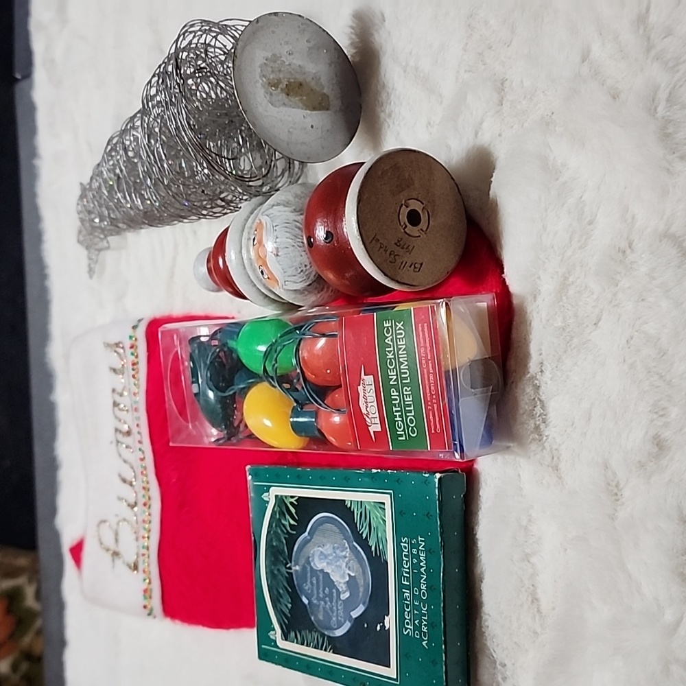 VINTAGE CHRISTMAS DECORATIVE ASSORTMENT BUNDLE